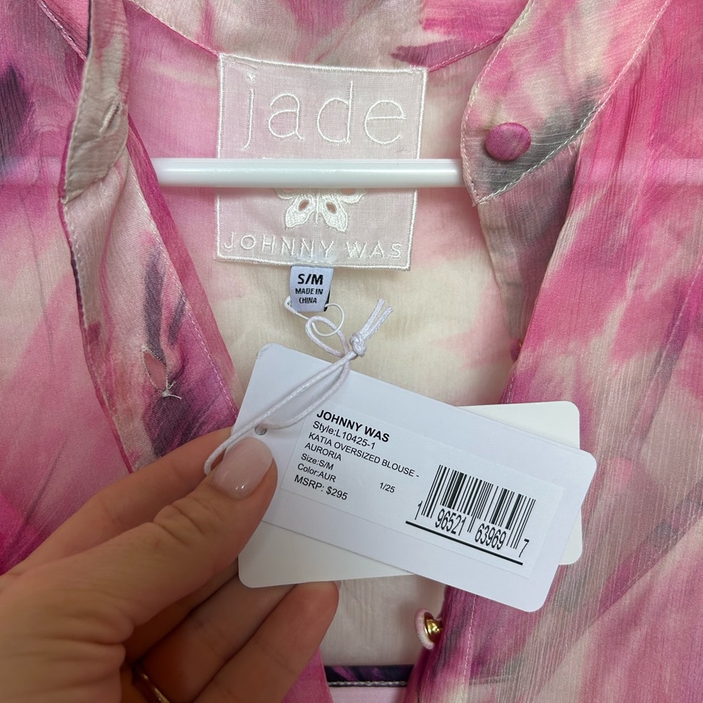 Johnny Was Katia Floral Silk Handkerchief Blouse size Small Medium NWT - Picture 4 of 16
